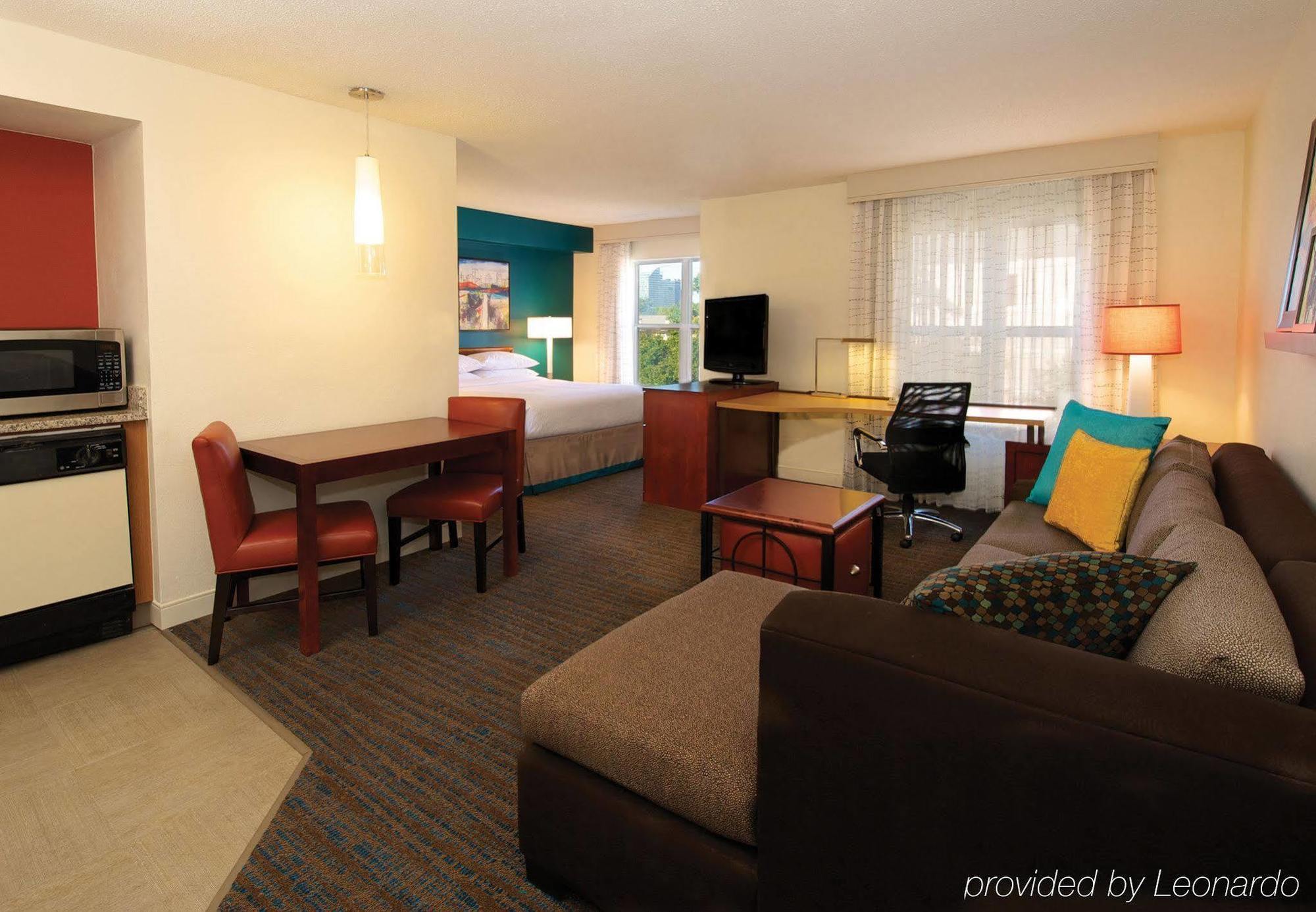 Residence Inn Atlanta Buckhead/Lenox Park Chamblee Exterior photo